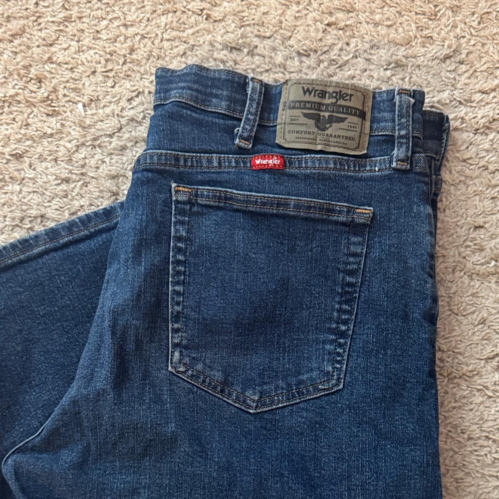 Wrangler Men's Dark Blue Straight Jeans